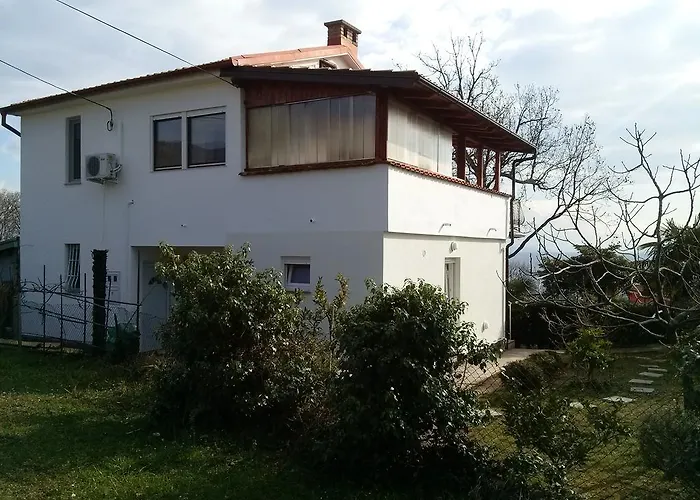 דירה Garden אופטיה